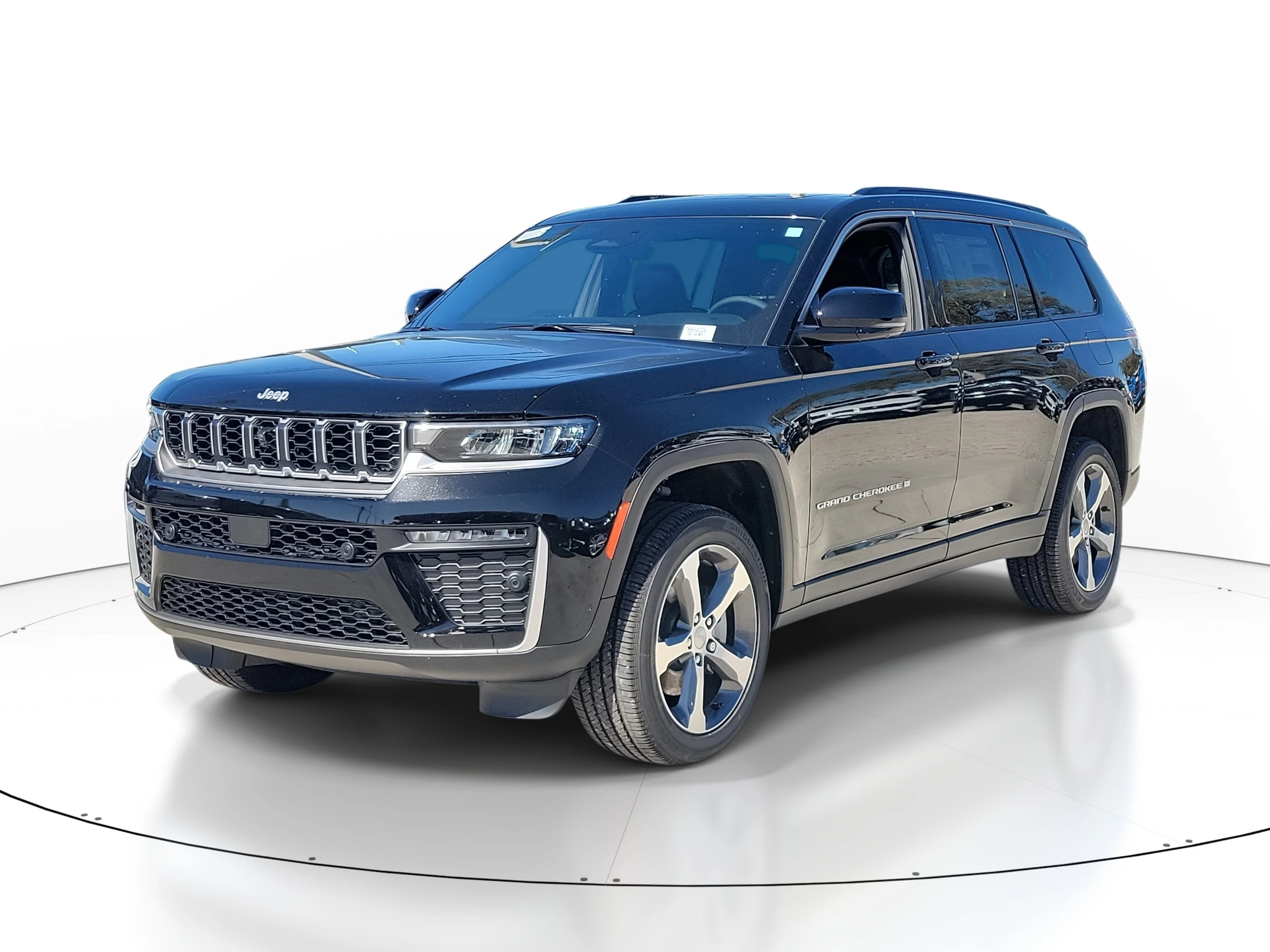 New 2026 Diamond Black Crystal Pearlcoat Jeep Limited image 3