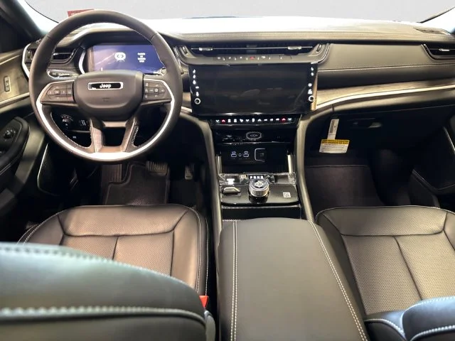 New 2027 White Jeep Limited Reserve image 11