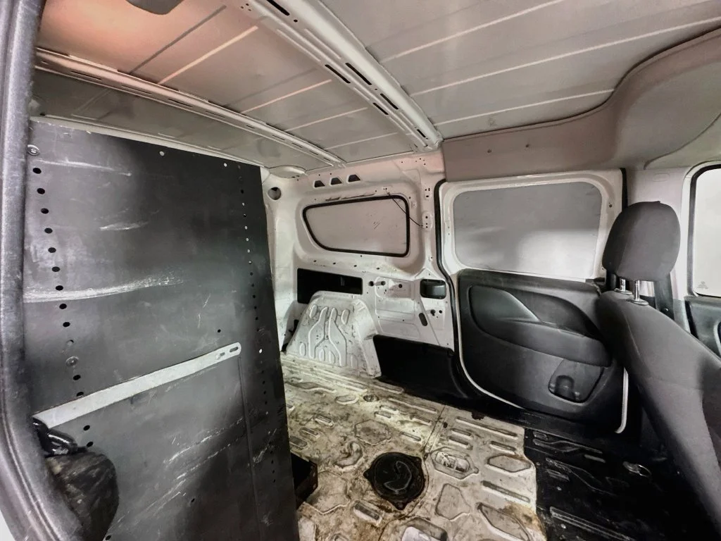 Used 2021 Bright White Ram Tradesman image 28