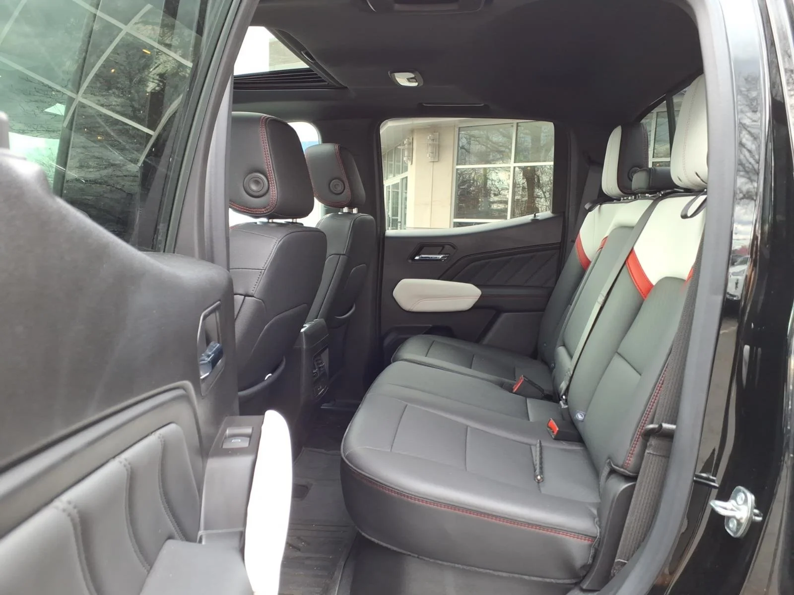 Used 2024 Onyx Black GMC AT4X image 18