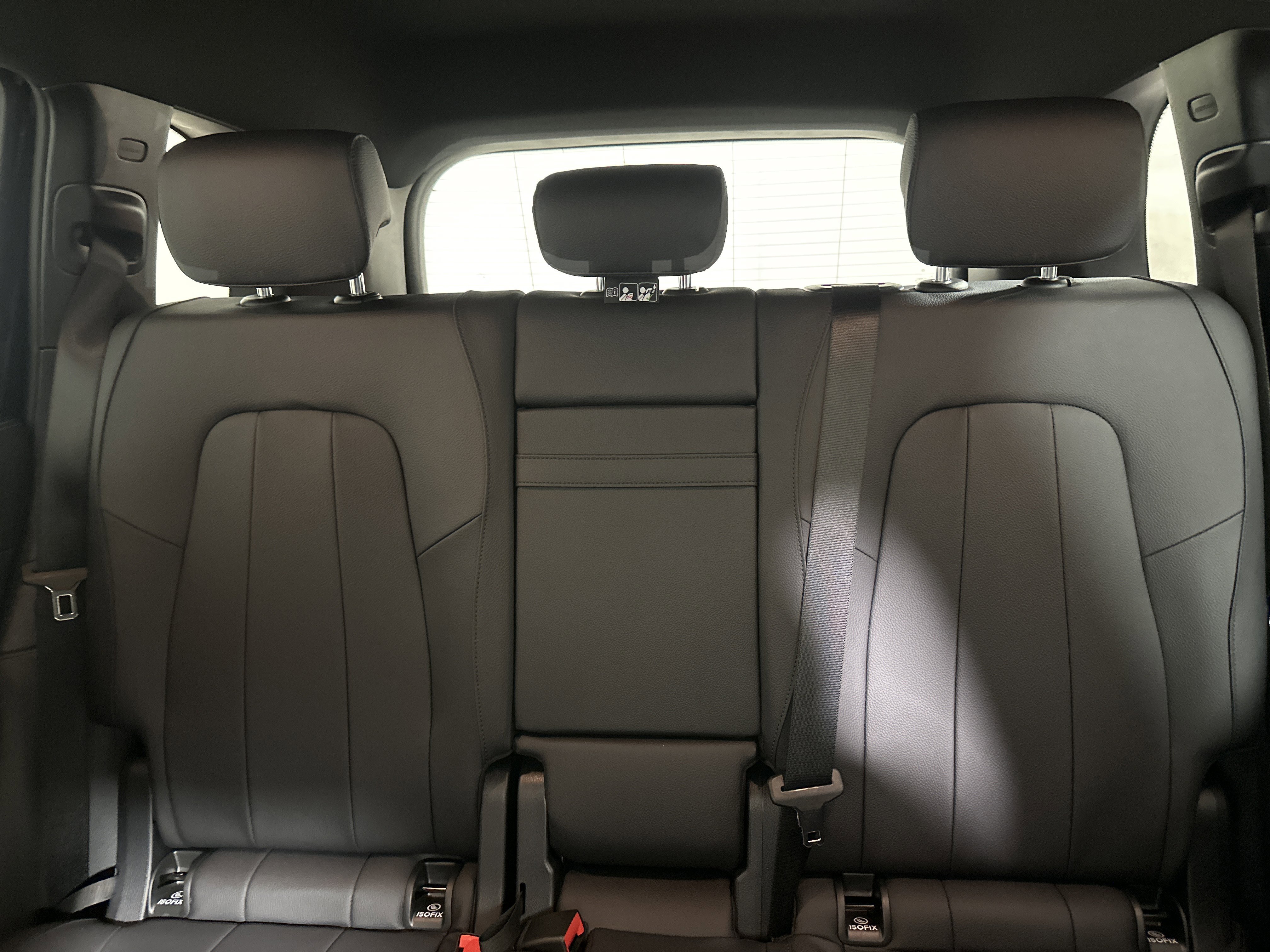 New 2026 Night Black Mercedes-Benz GLB 250 image 23