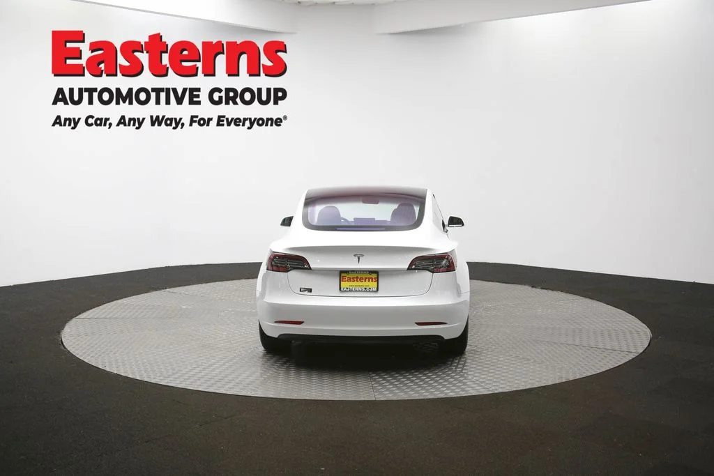 Used 2018 White Tesla Long Range image 36