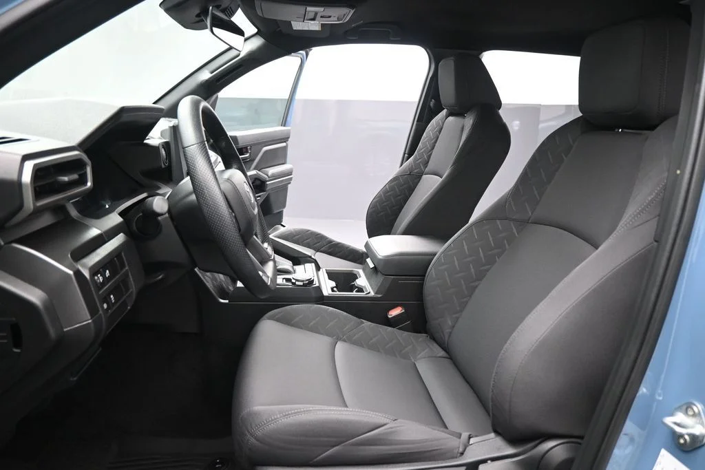Used 2026 Blue Toyota SR5 image 9