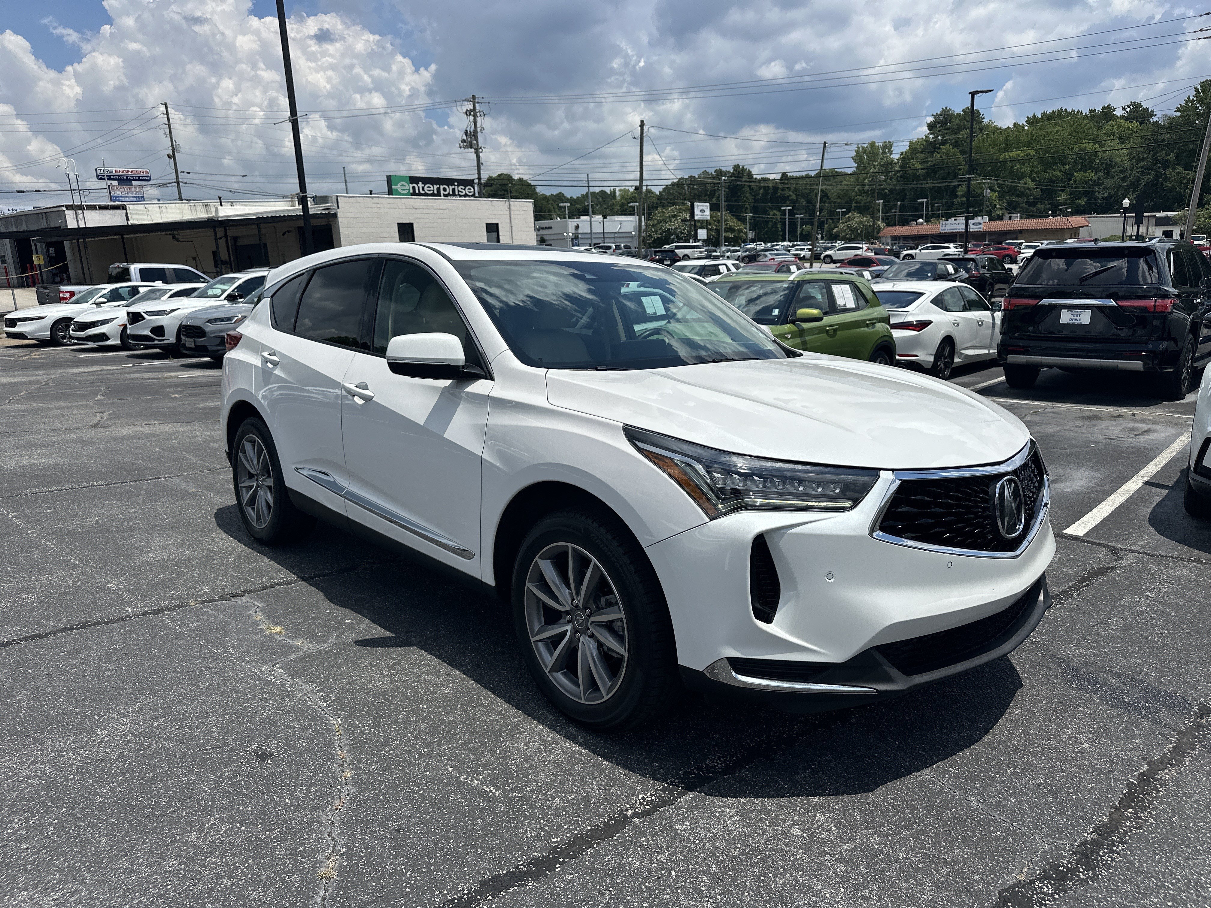 Used 2023 Platinum White Pearl Acura w/Technology Package image 3