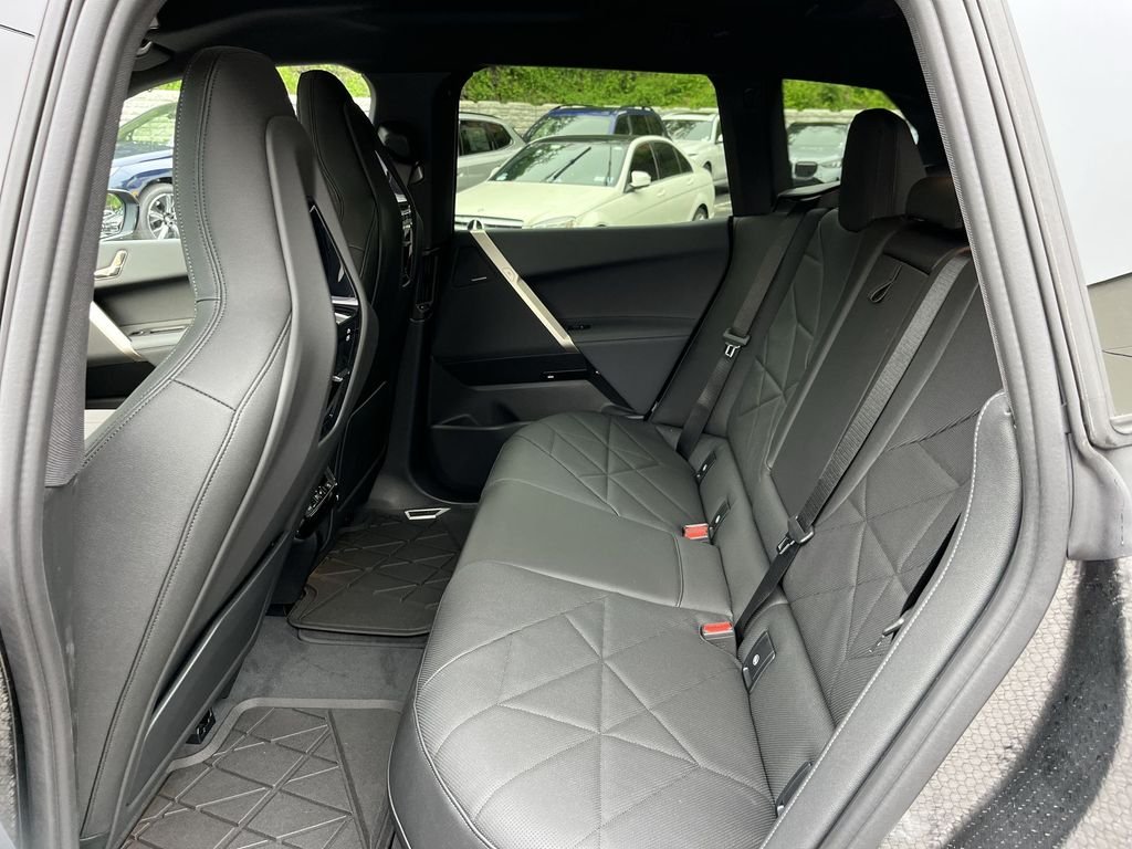 2026 BMW iX 60 - Photo 23