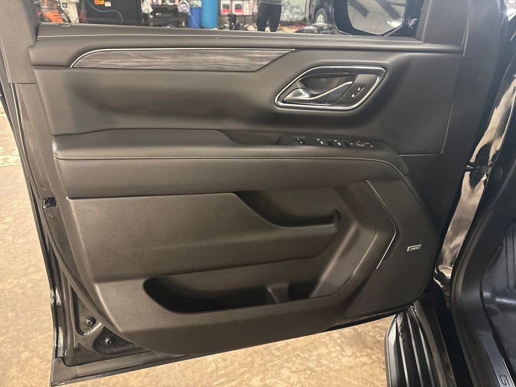 Used 2023 Onyx Black GMC SLT image 15