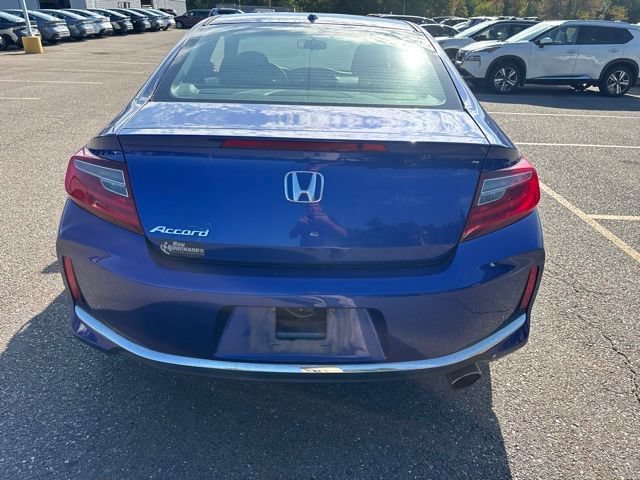 Used 2017 Still Night Pearl Honda EX image 6