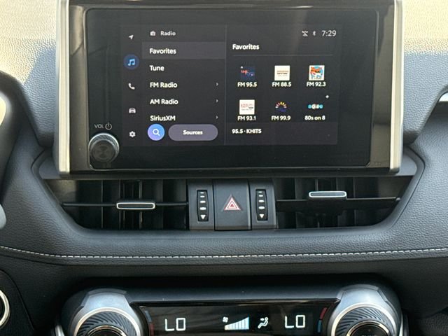 Used 2025  Toyota XLE Premium image 13