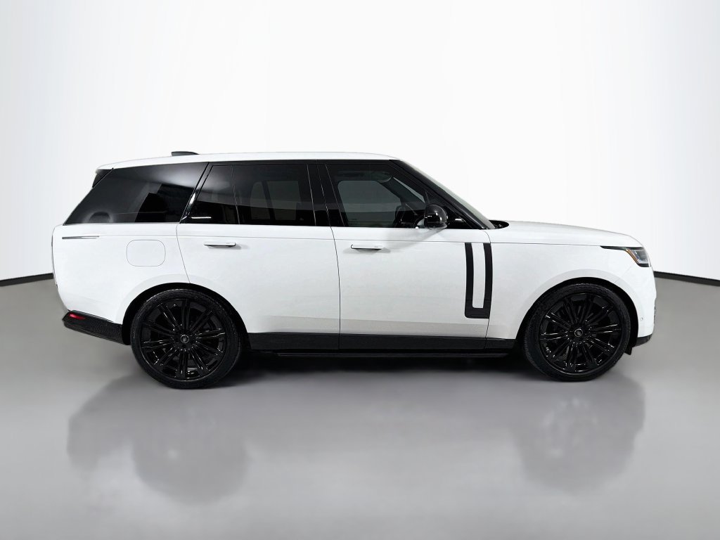 Certified Used 2024 White Land Rover Autobiography image 4