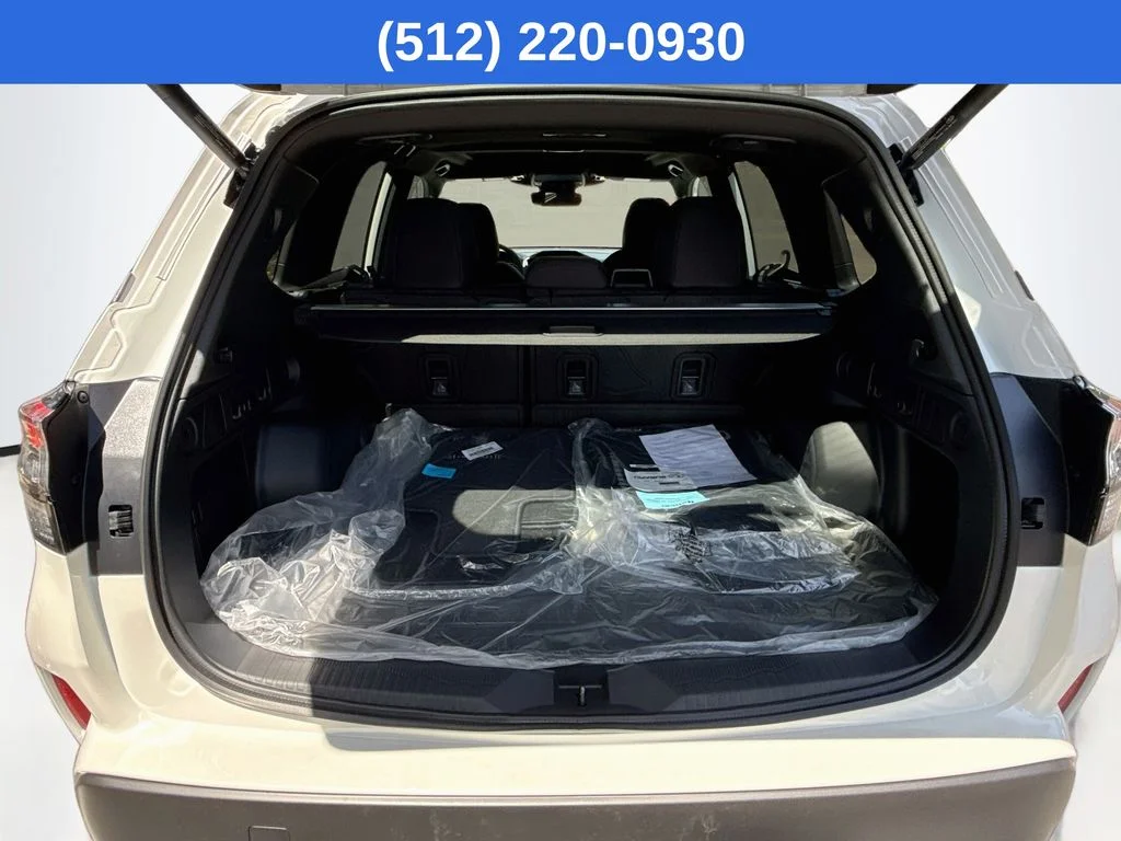 New 2026 CRYSTAL WHITE PEARL Subaru Premium Hybrid image 33
