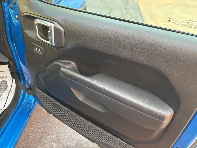 Used 2022 Blue Jeep Sport image 14