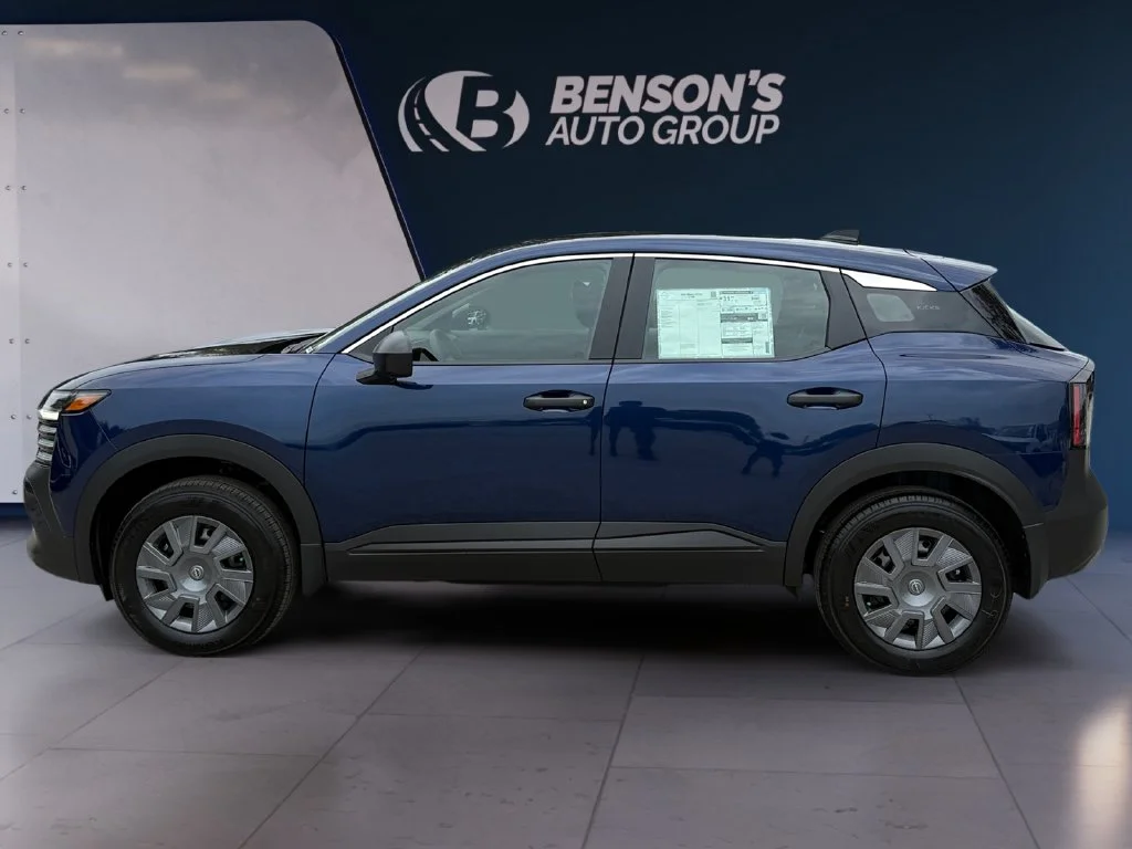 New 2027 Blue Nissan S image 2