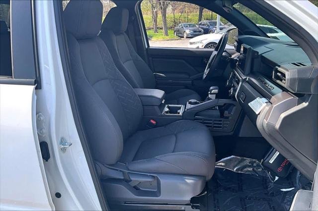 2024 Toyota Tacoma SR5 - Photo 9