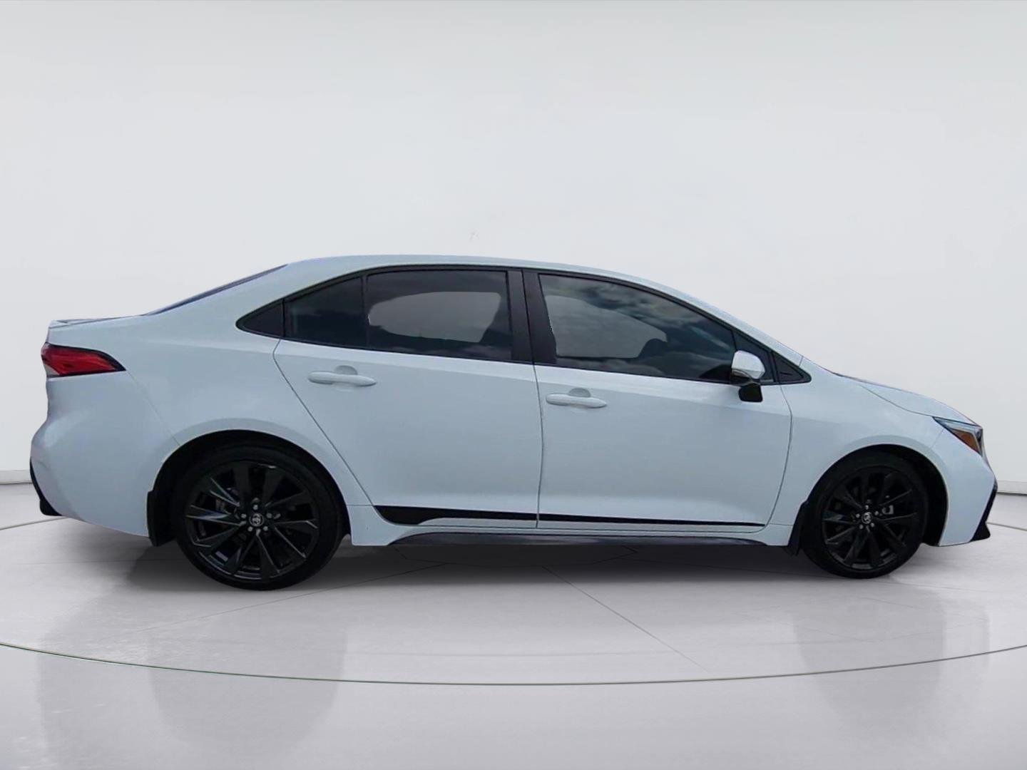 2024 Toyota Corolla SE White at Robbins Nissan