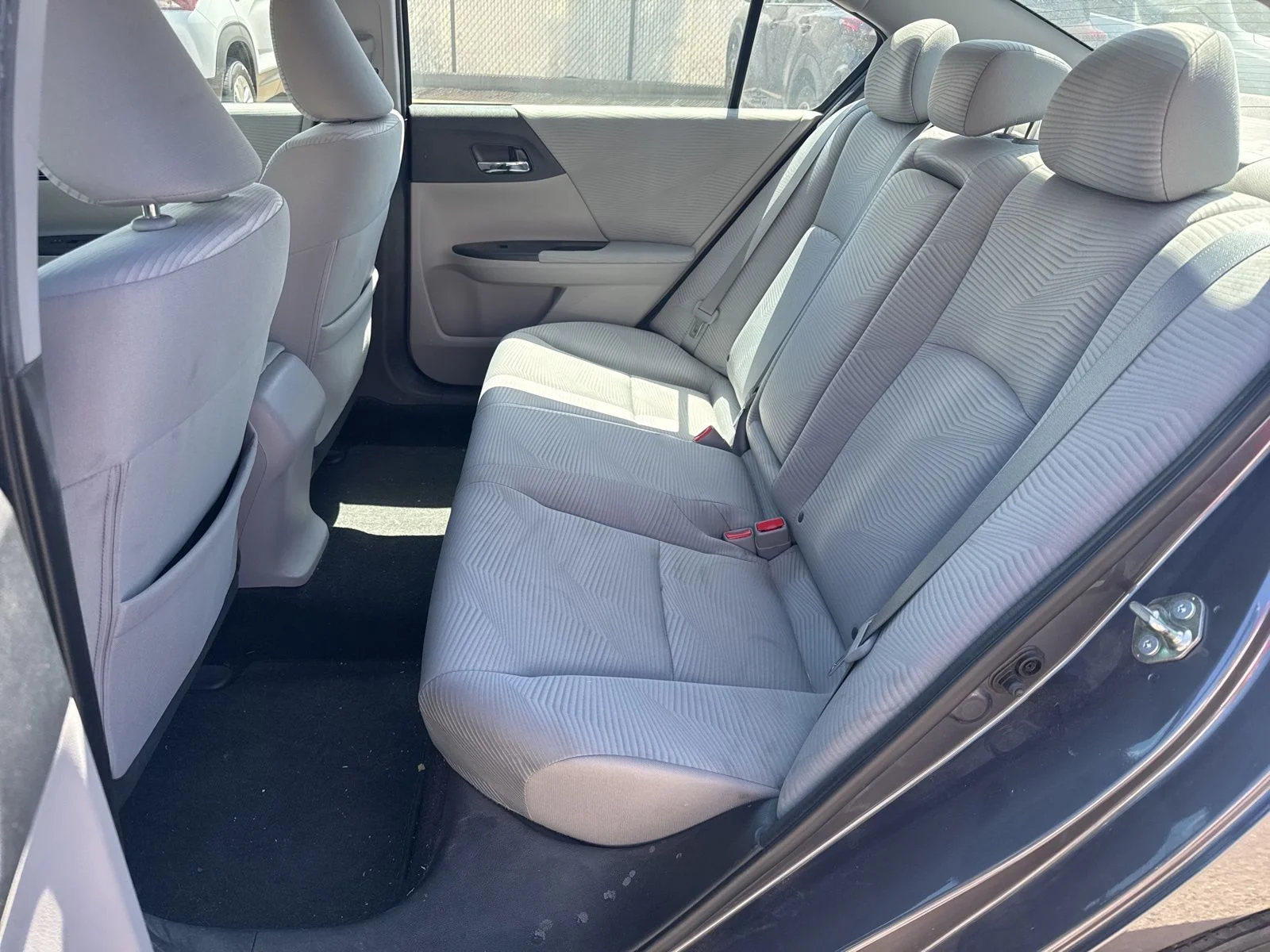 2017 Honda Accord LX - Photo 7