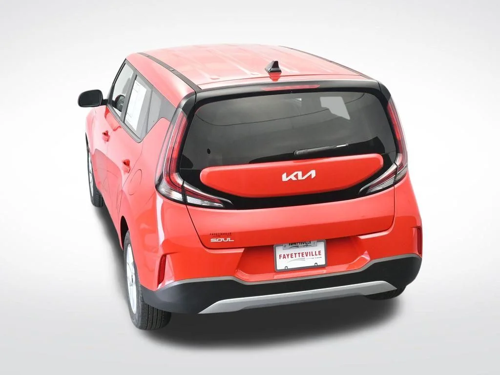 Used 2025 Red Kia LX image 29