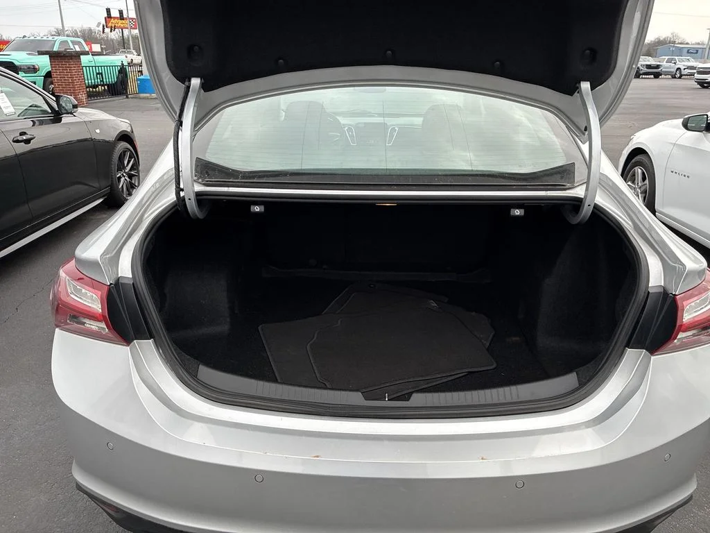 Used 2021 Silver Chevrolet LT image 19