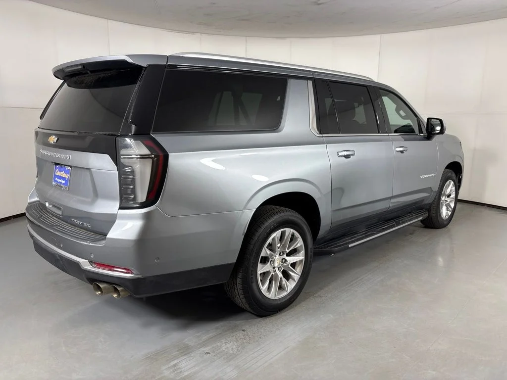 Used 2025 Gray Chevrolet Premier image 10