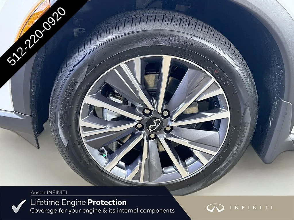 New 2027 RADIANT WHITE INFINITI LUXE image 43