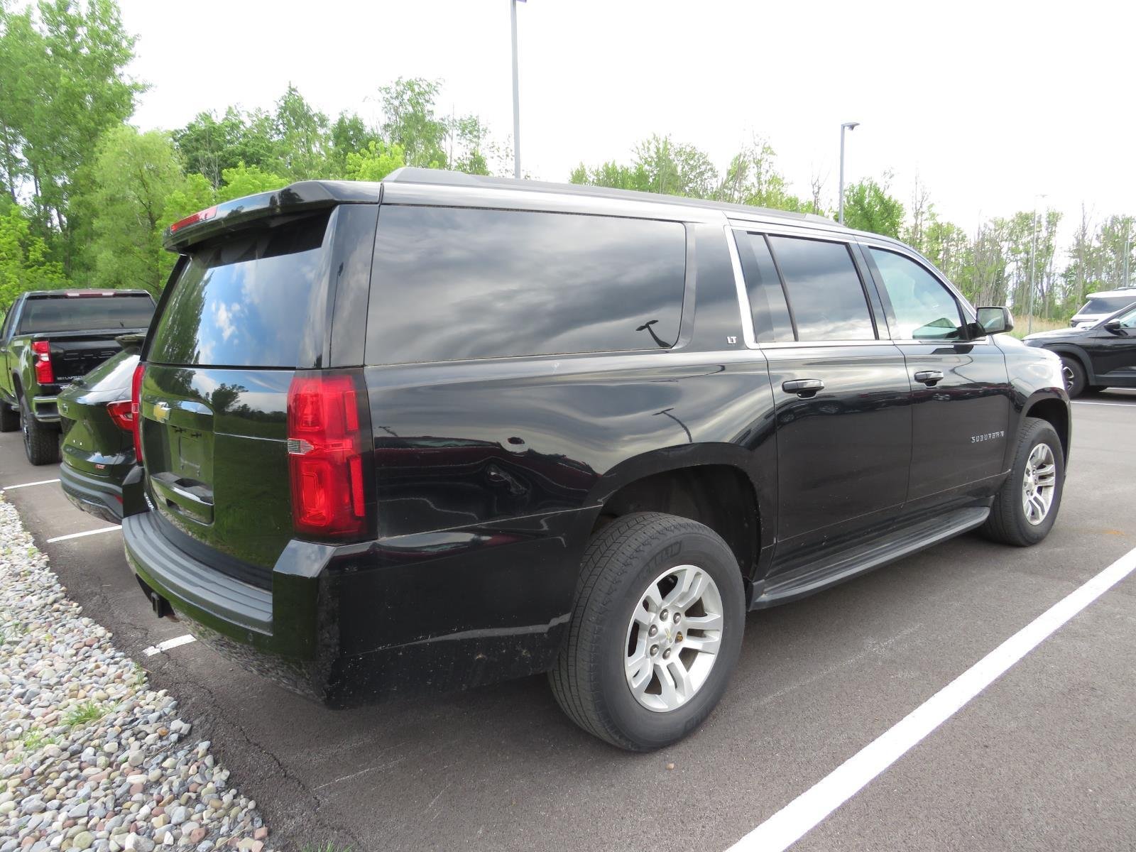 Used 2018  CHEVROLET TRUCK  image 11