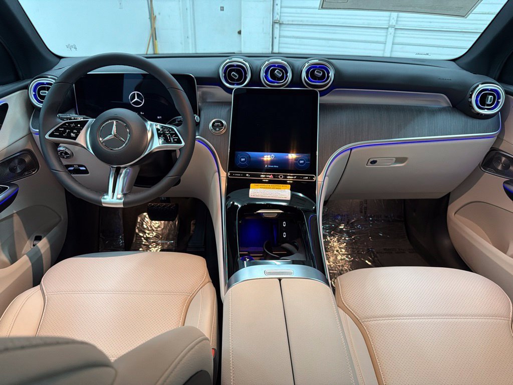 New 2027 Black Mercedes-Benz GLC 300 image 54