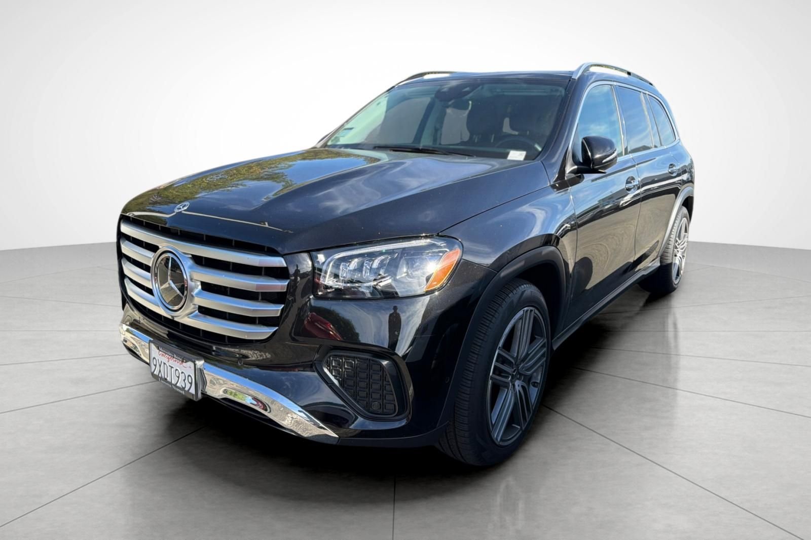 Courtesy Vehicle 2026 GLS 450 4MATIC® SUV