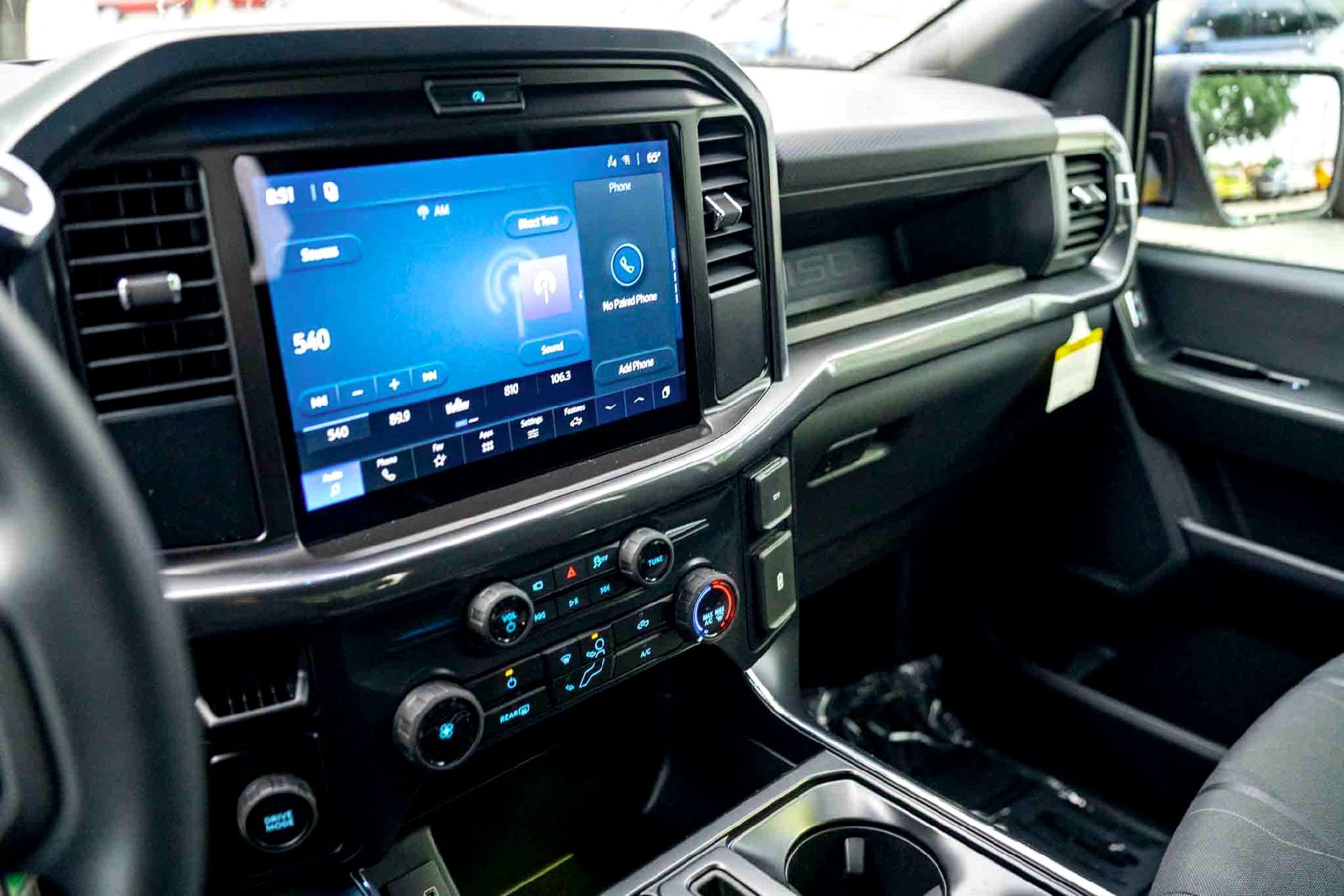 New 2026 Oxford White Ford STX image 14