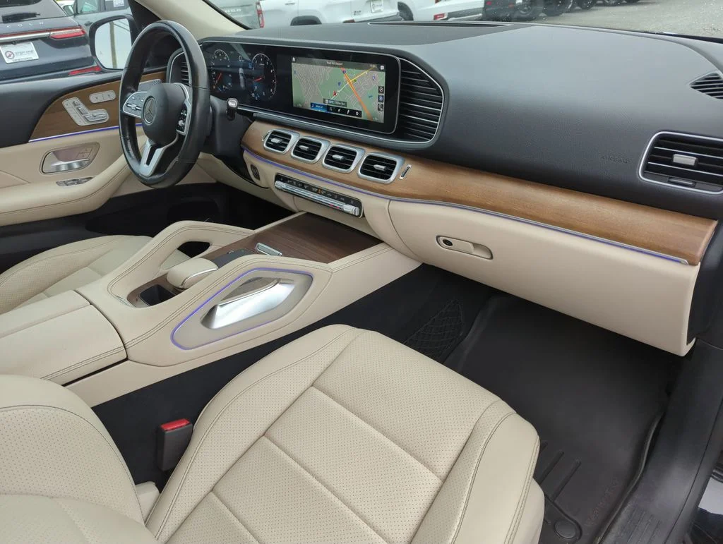 Used 2021 Black Mercedes-Benz GLE 350 image 37