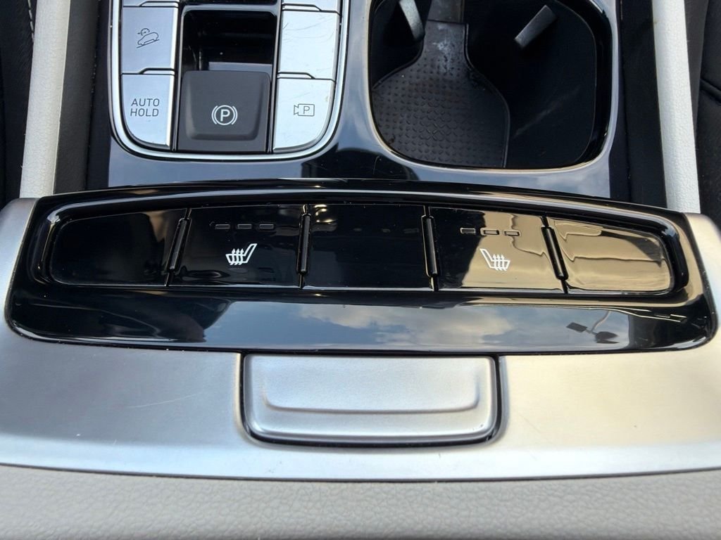 Used 2024 Black Pearl Hyundai SEL image 33