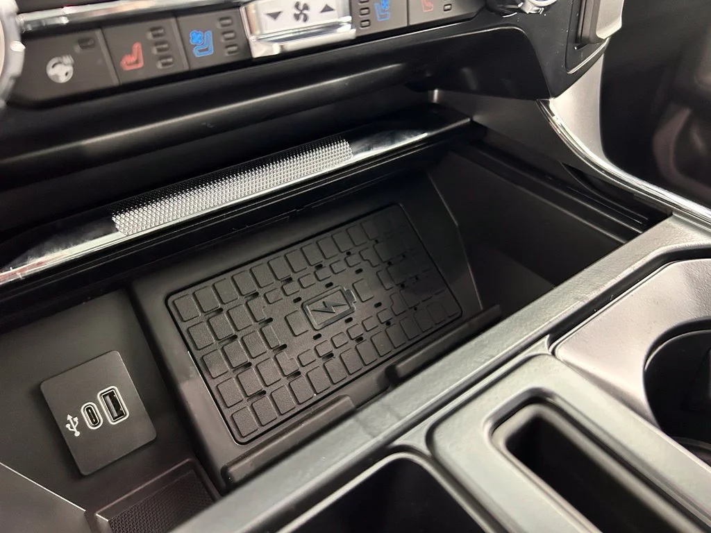 New 2026 Carbonized Gray Metallic Ford Lariat® image 16