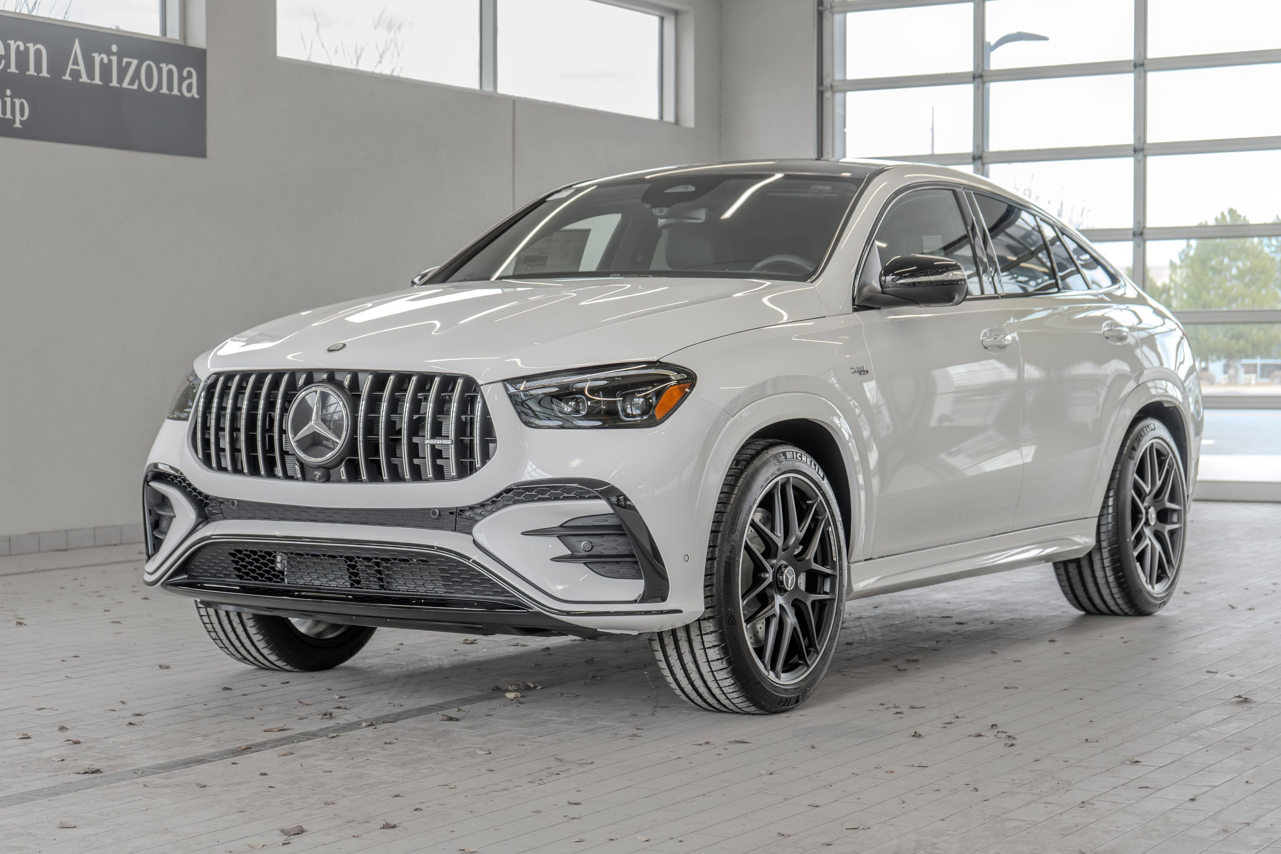 New 2026 MANUFAKTUR Moonlight White Metallic Mercedes-Benz GLE 53 AMG® image 61
