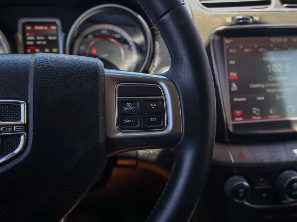 Used 2017 Black Dodge Crossroad image 26