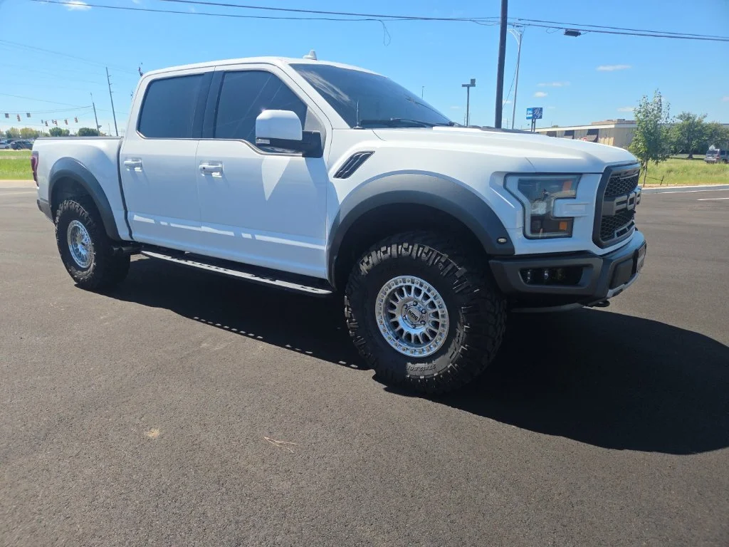 Used 2019 White Ford Raptor image 21