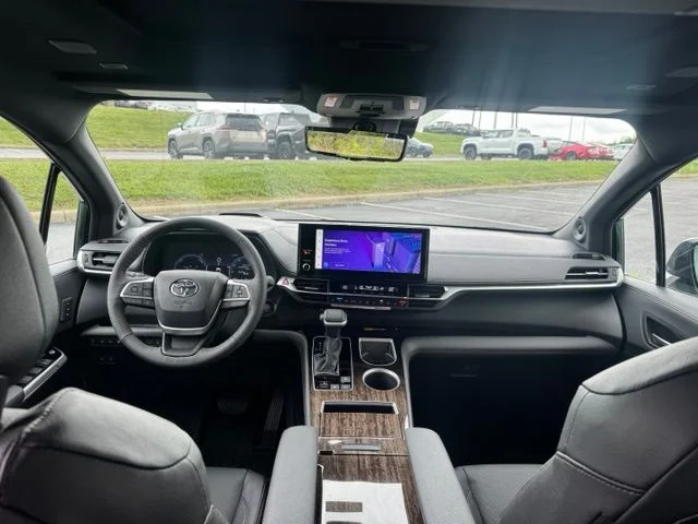 New 2026 Cypress Toyota Platinum image 23