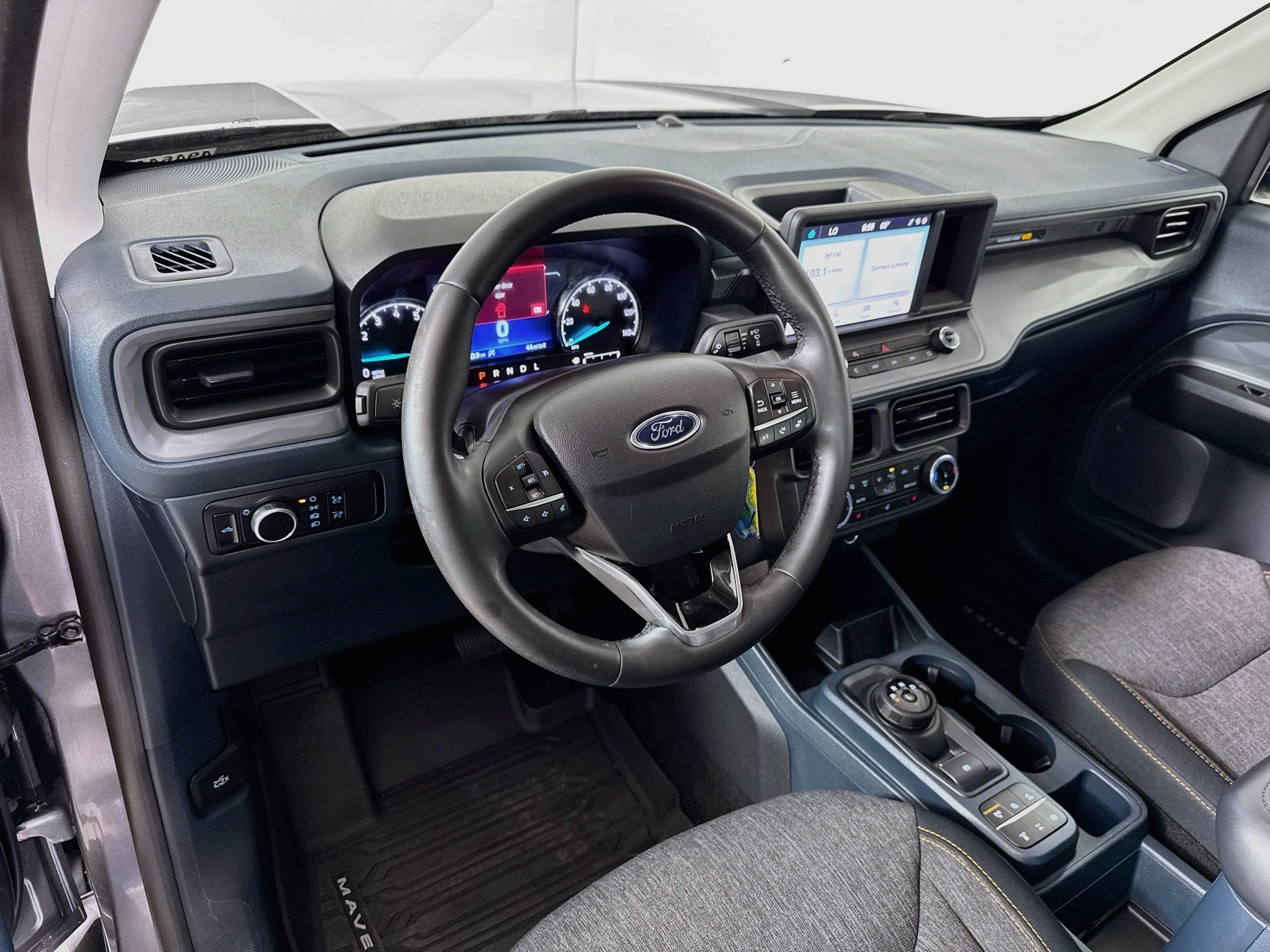 Used 2024 Carbonized Gray Metallic Ford XLT Advanced image 9