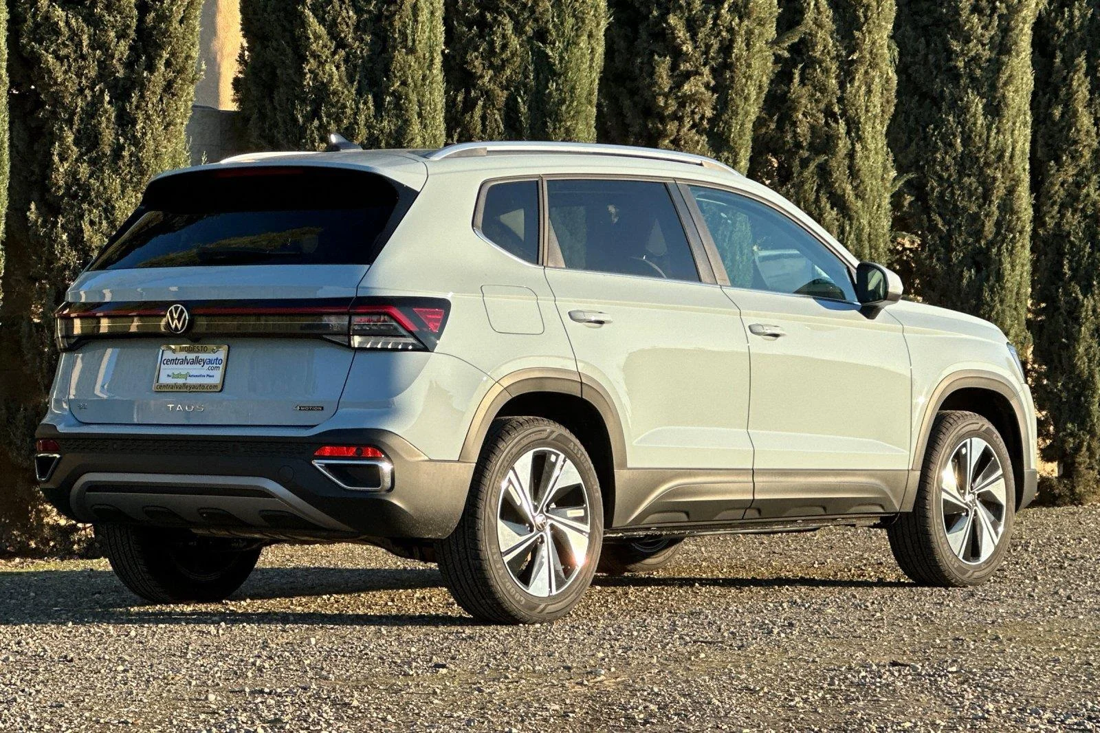 New 2026 Monument Gray Volkswagen SE image 4