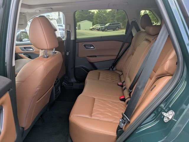 New 2026 Obsidian Green Pearl Nissan Platinum image 6