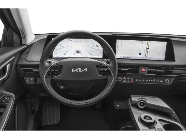 Used 2024 Snow White Pearl Kia Light image 10