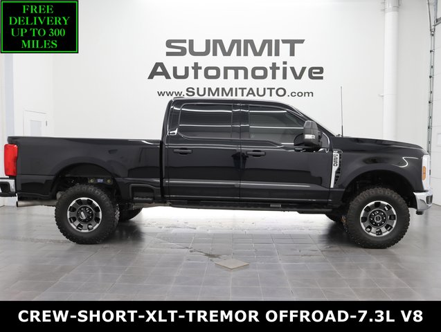 2024 Ford F250 Super Duty XLT: CREW-SHORT-XLT-TREMOR OFFROAD-4WD-7.3L V8-BACKUP CAM-1 OWNER