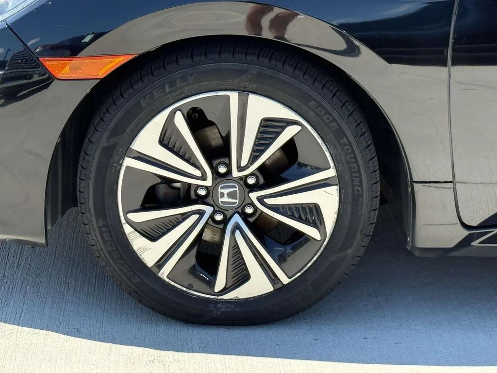 Used 2018 Black Honda EX-L image 12