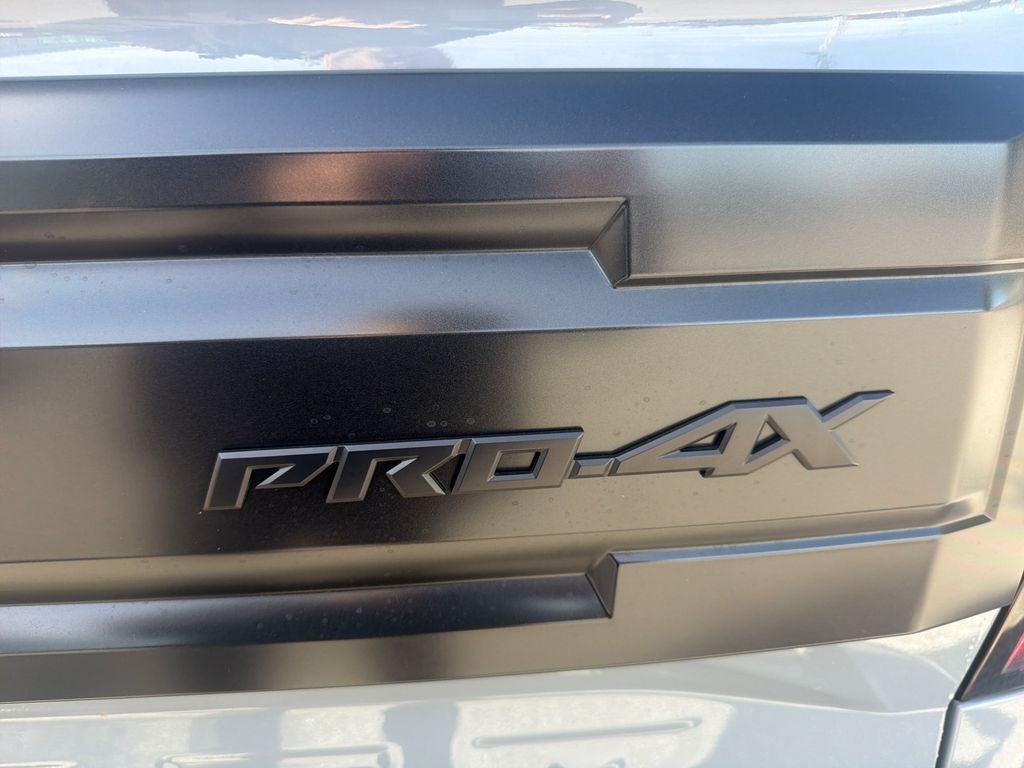 New 2026 Nissan Frontier PRO-4X 4D Crew Cab