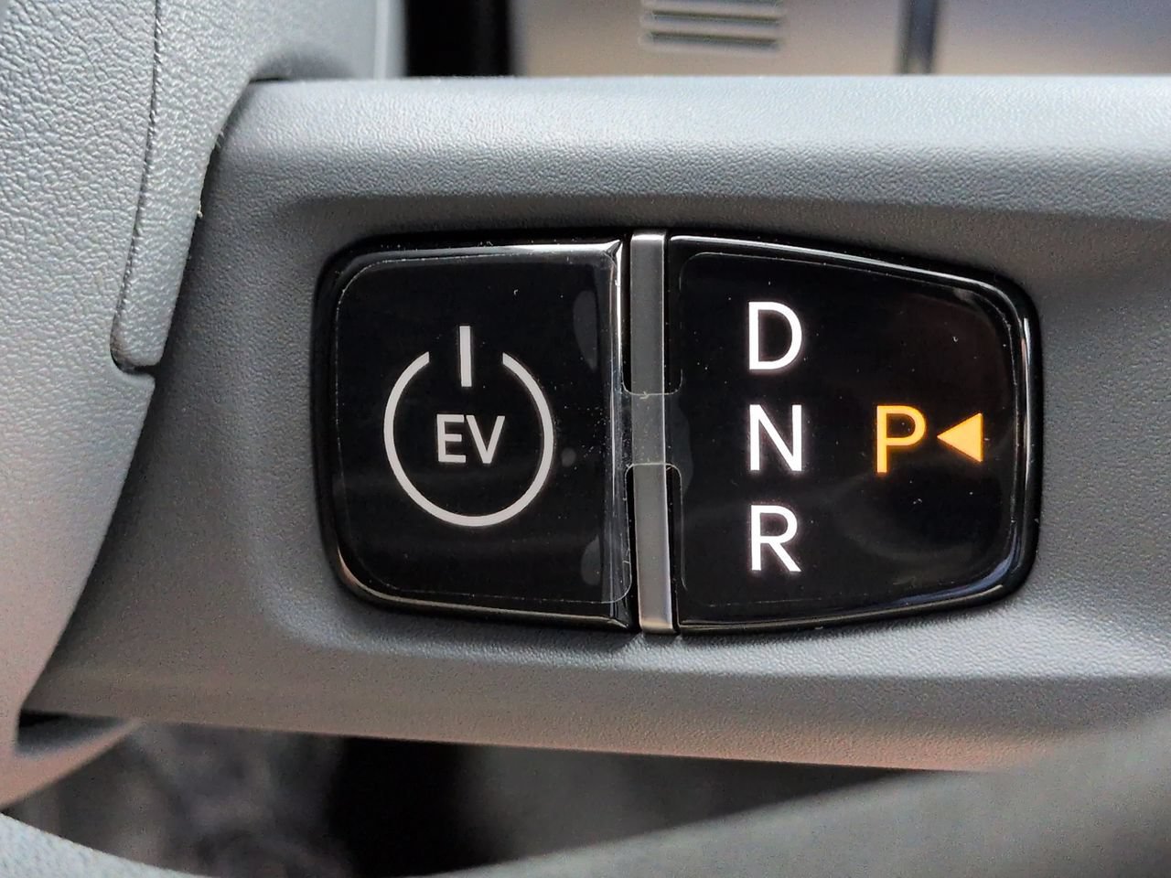 New 2027 Aurora Black Pearl Kia Land image 34