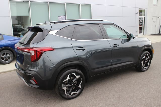 Used 2024 Gray Kia EX image 29
