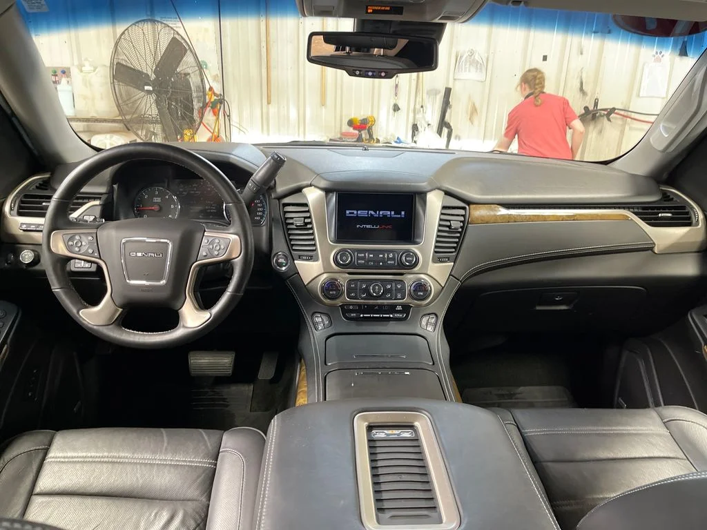 Used 2017 Black GMC Denali image 18