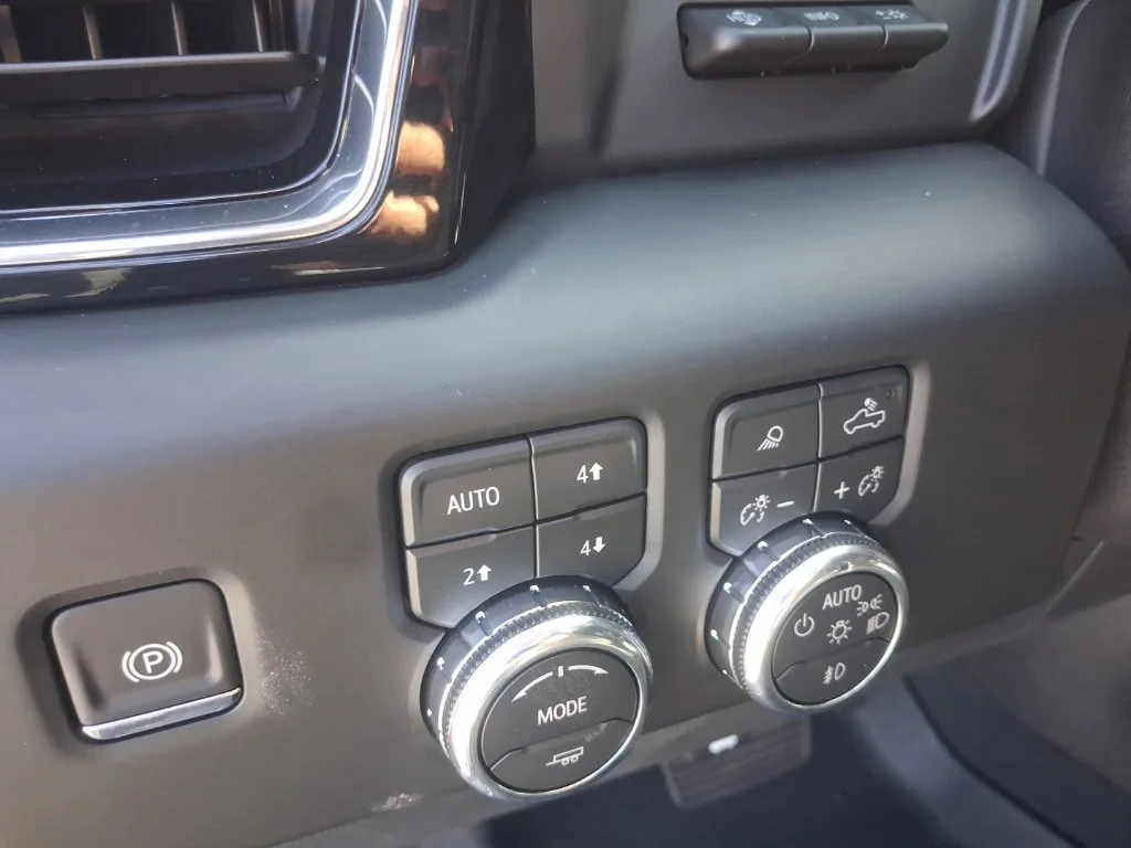 Used 2026 Black GMC Denali image 32