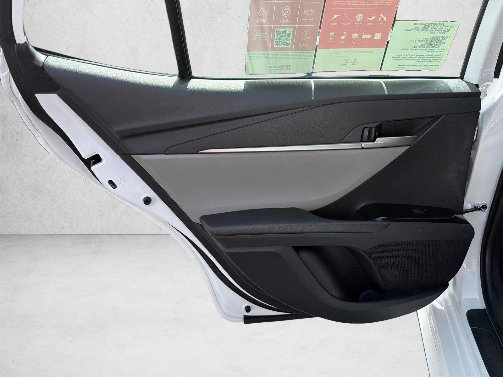 New 2026 Ice Cap Toyota SE image 21