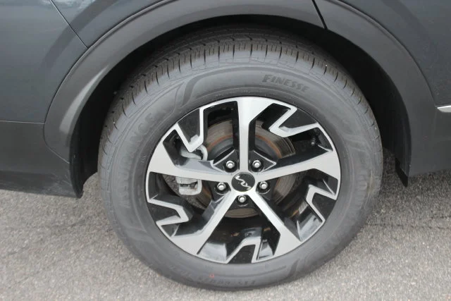Used 2025 Gray Kia EX image 37