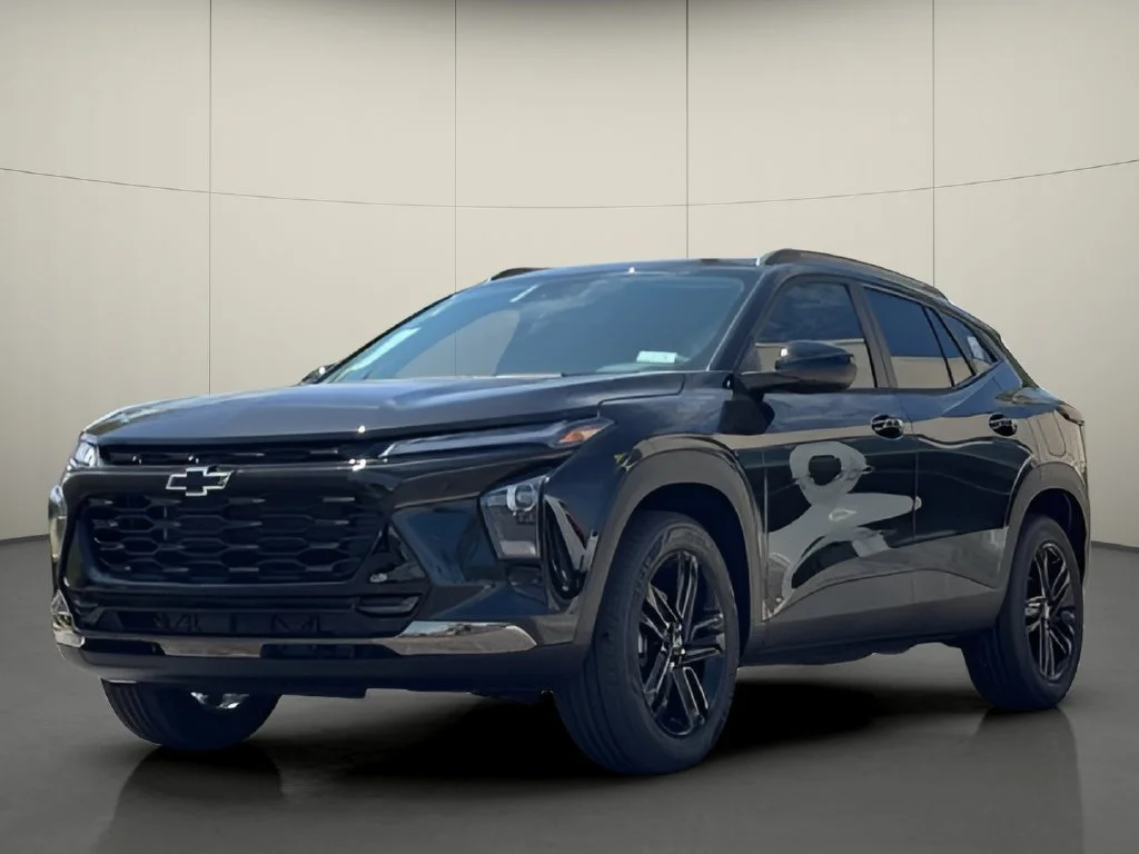 New 2026 Mosaic Black Metallic Chevrolet ACTIV image 3
