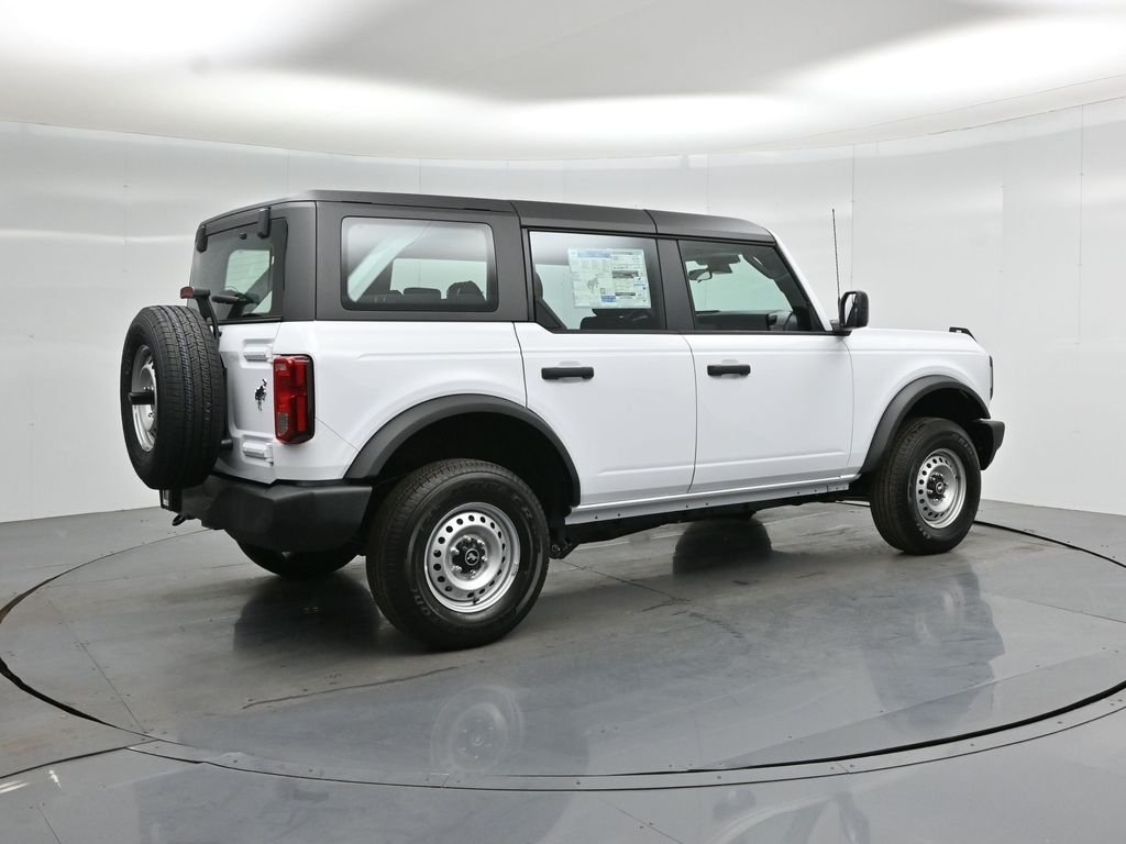 New 2026 Oxford White Ford Base image 25