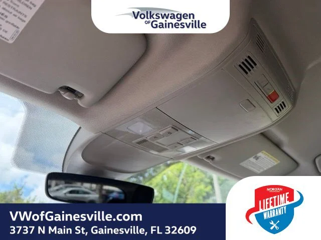 Certified Used 2025 Pyrite Silver Metallic Volkswagen SE image 28